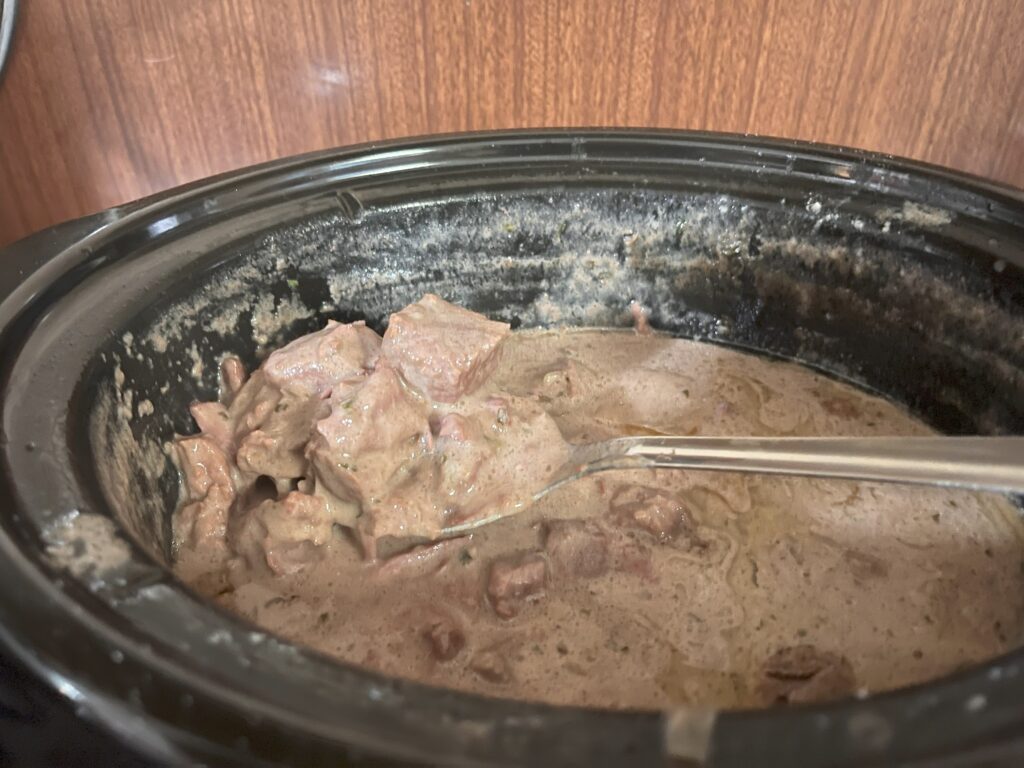 steak tips in gravy in crock pot